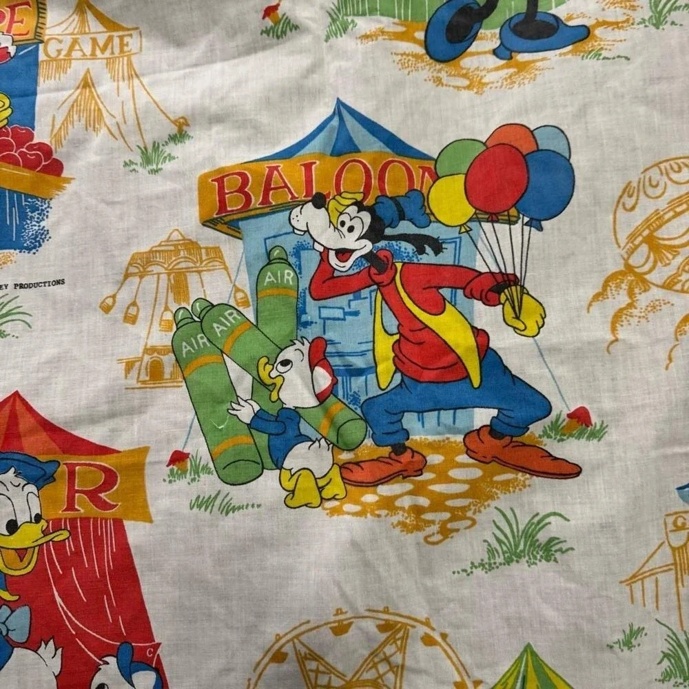 VTG 70s Sheet Mickey Mouse Flat Twin Disney Carnival Minnie Goofy Donald Cartoon
